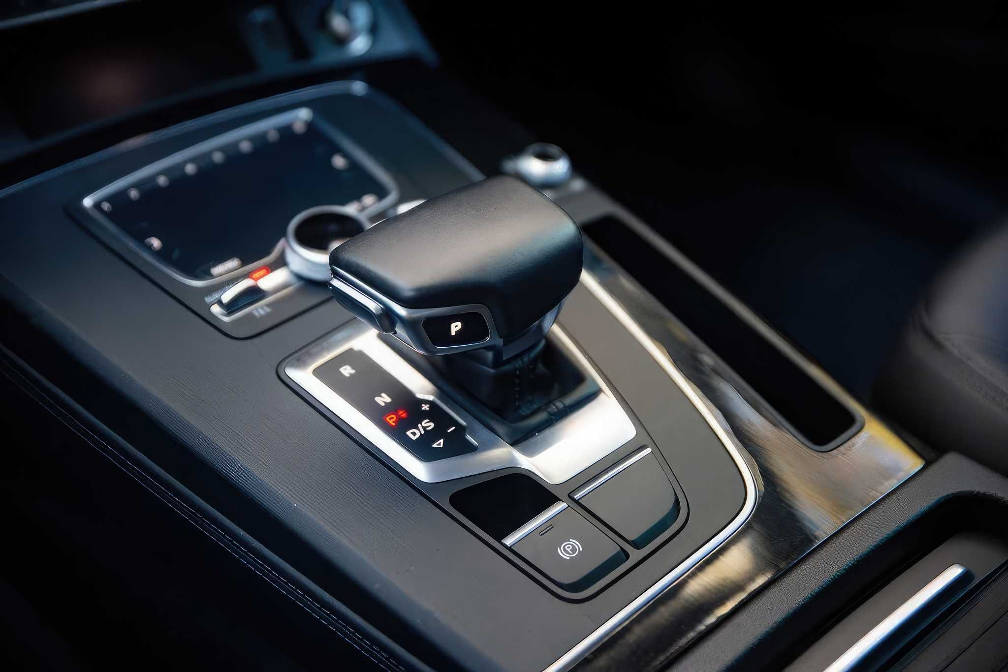 2020 Audi Q5 quattro Premium Plus 45 TFSI