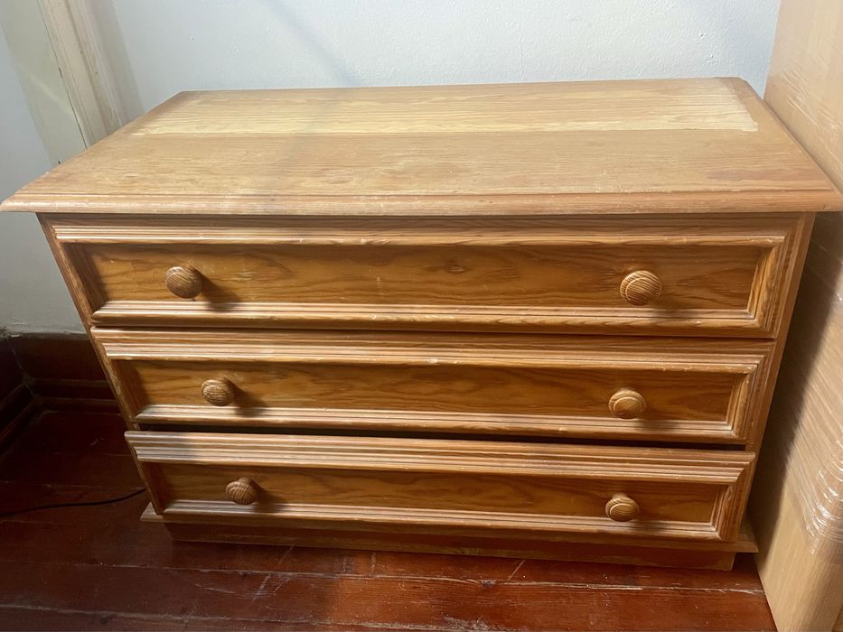 Comoda madeira 3 gavetas