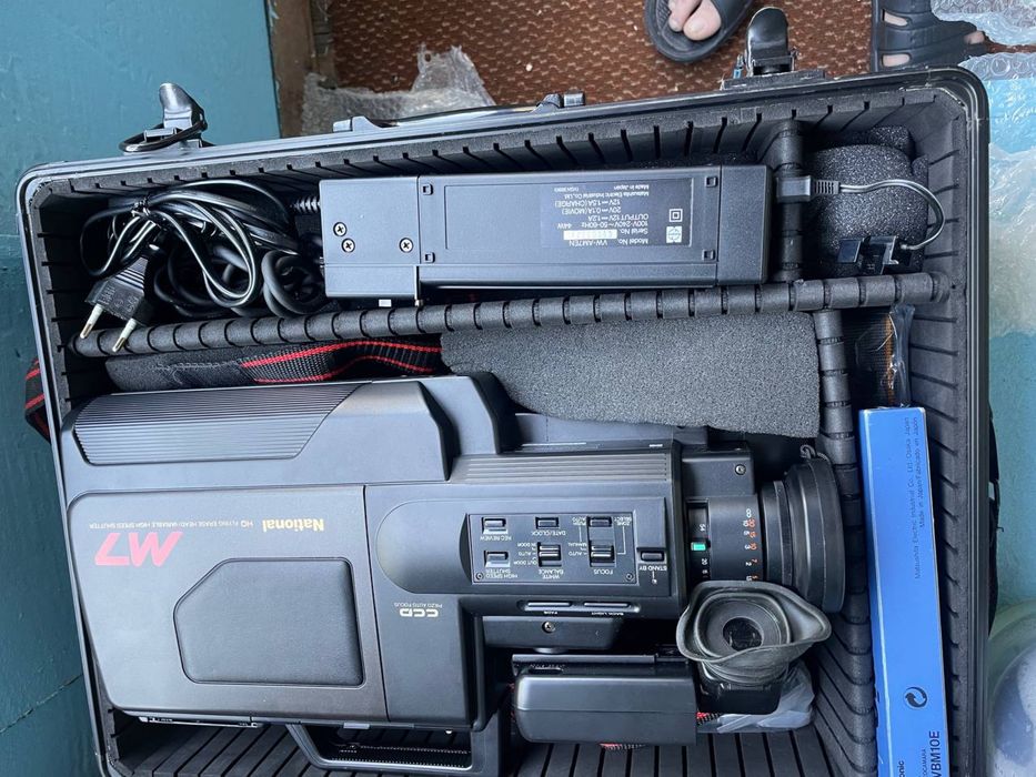 National NV-M7EN професійна кінокамера стан 10 з 10