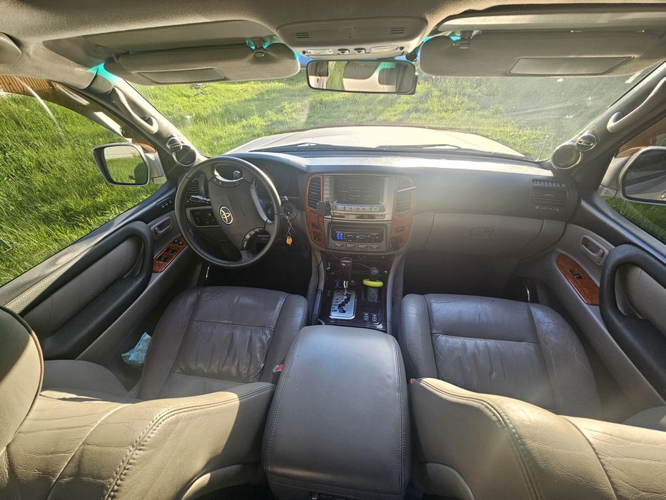 Toyota Land cruiser 100, 2004 року