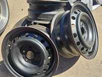 Felgi Stalowe Toyota Auris-R15 5x114.3 ET39-6J