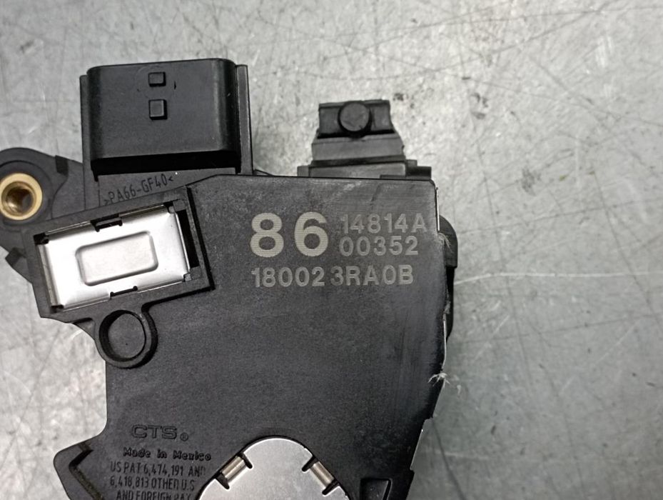 Pedal do acelerador NISSAN Juke (F15)