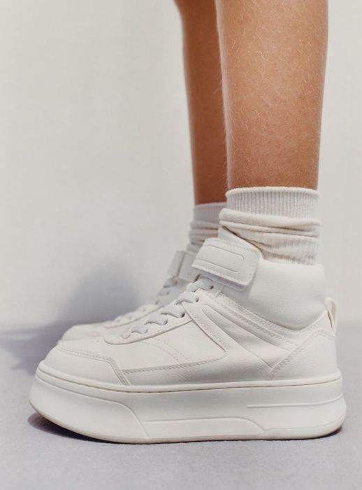 Нові кросівки Zara, розмір 34