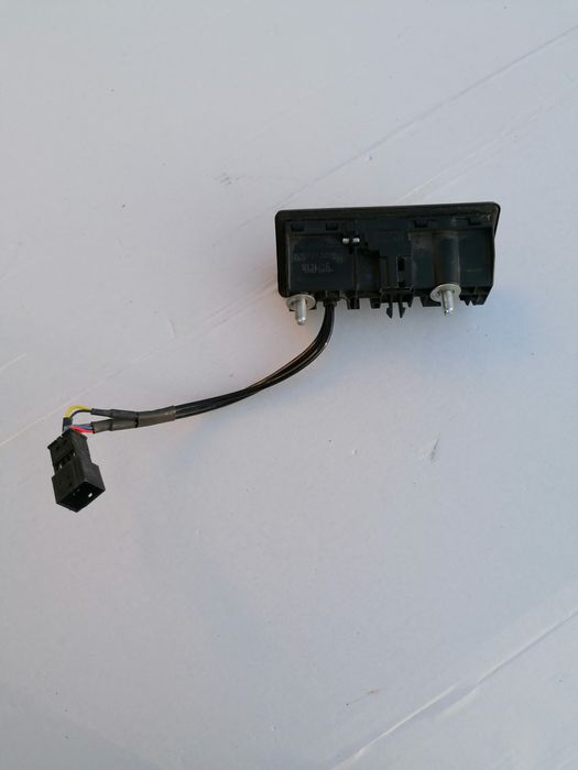 Kamera cofania mikrostyk A3 8V sedan 2017