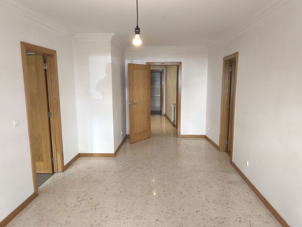 Arrendo apartamento T1+1