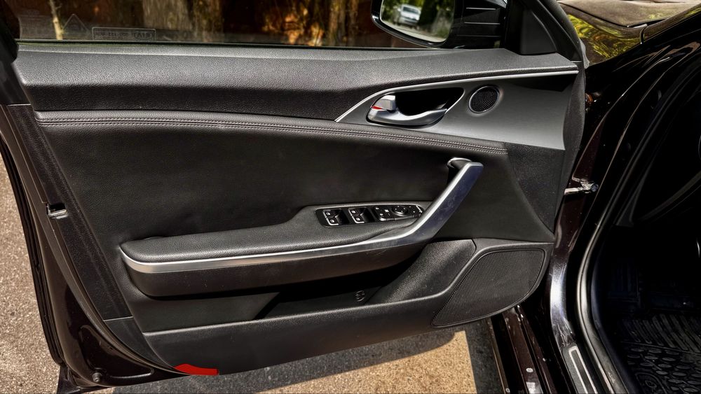 Kia Stinger GT 3.3 AWD