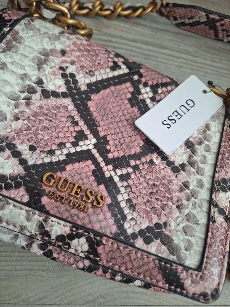 Damska torebka Guess