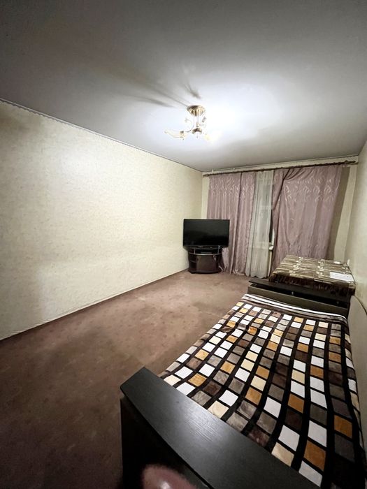 Сдам 1к квартиру подобово