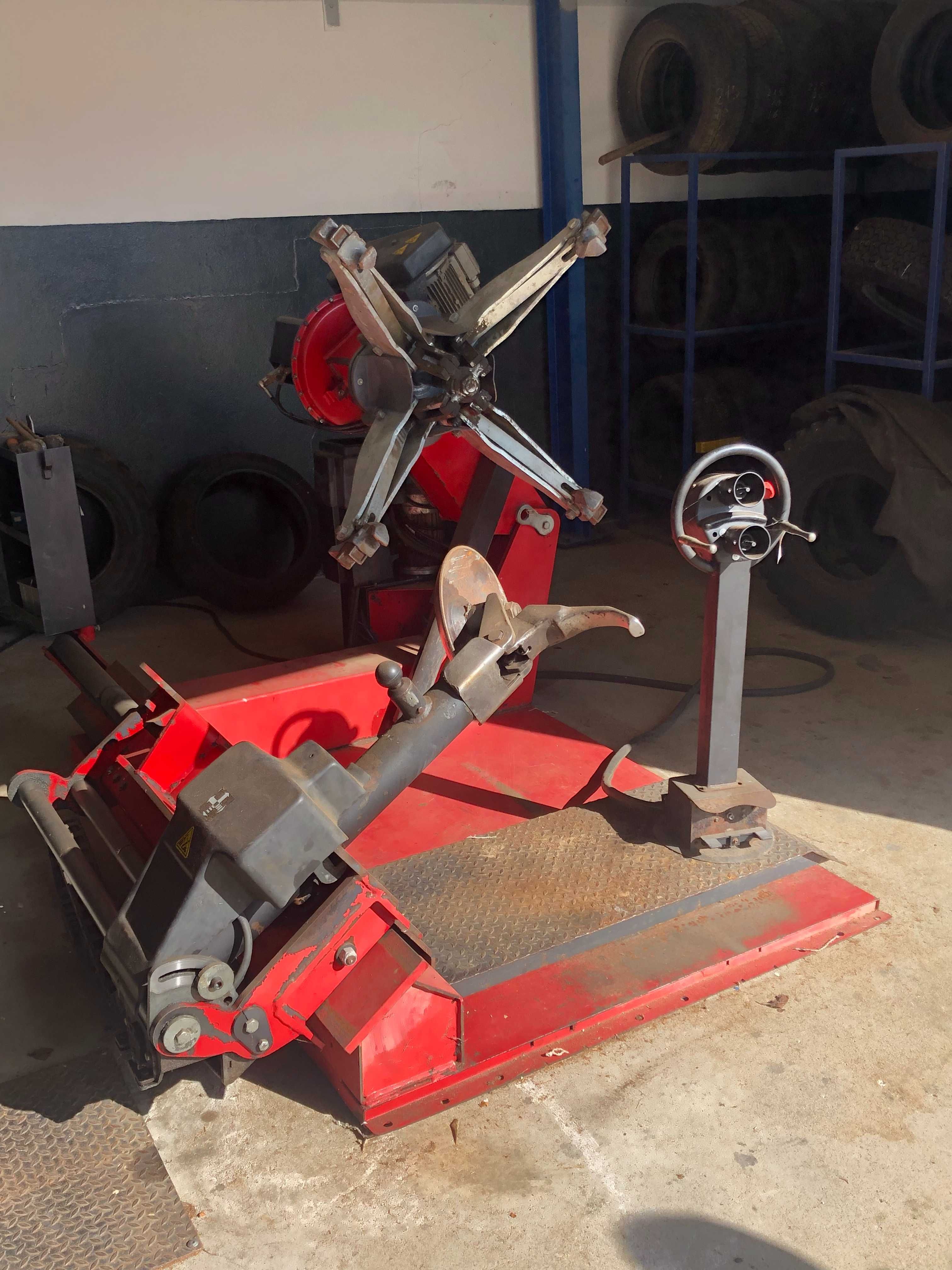 Máquina de desmontar pneus pesados Fasep