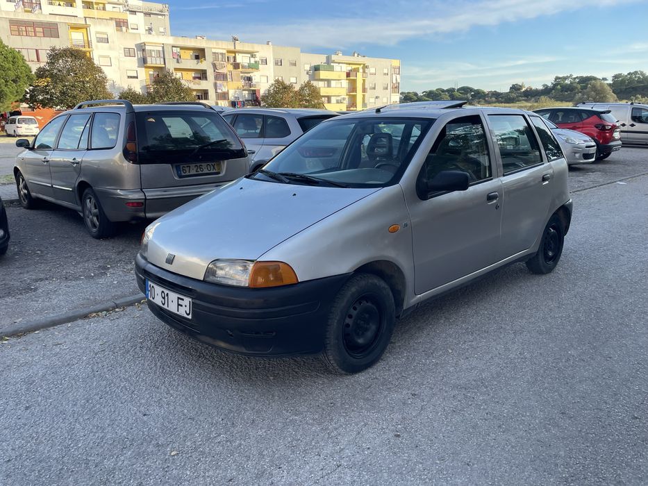 Fiat Punto com apenas 138.000km