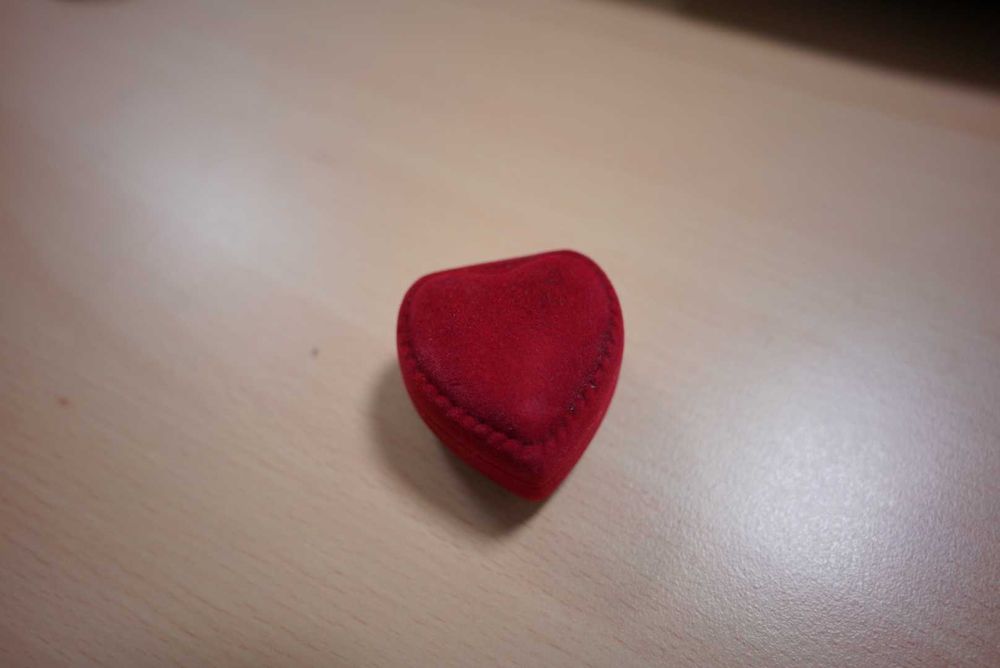 Pierścionek Apart z różowego złota z diamentami rozmiar 13