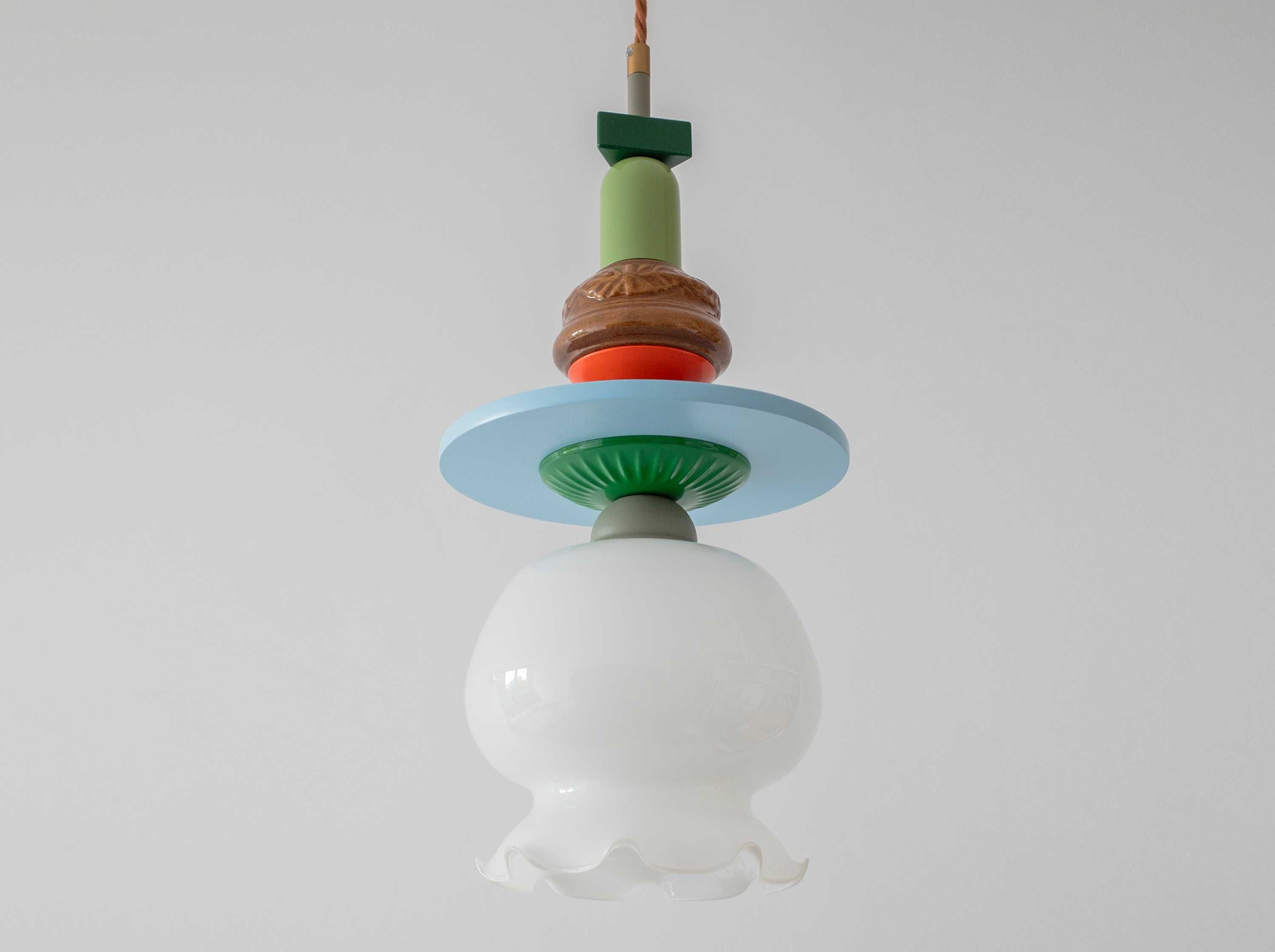 Lampa wisząca totem, vintage szklany klosz, handmade reuse