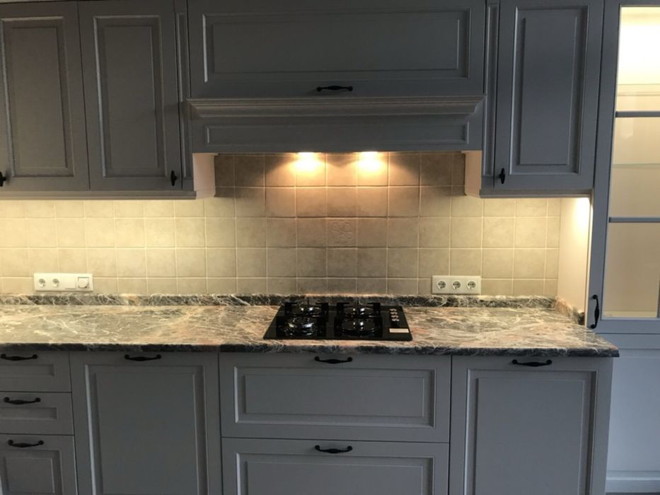 Столешница на кухню из мрамора, гранити, кварца, столешница на заказ