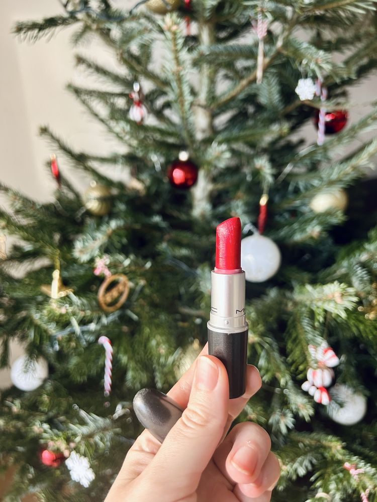 Pomadka MAC kolor RED
