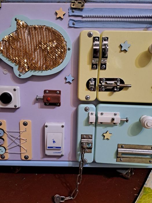 Базі куб , дитяча розвиваючи іграшка від busy kids