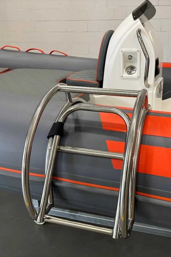 Łódź motorowa typu RIB UONE-430 LUX ! Dostępna od reki !