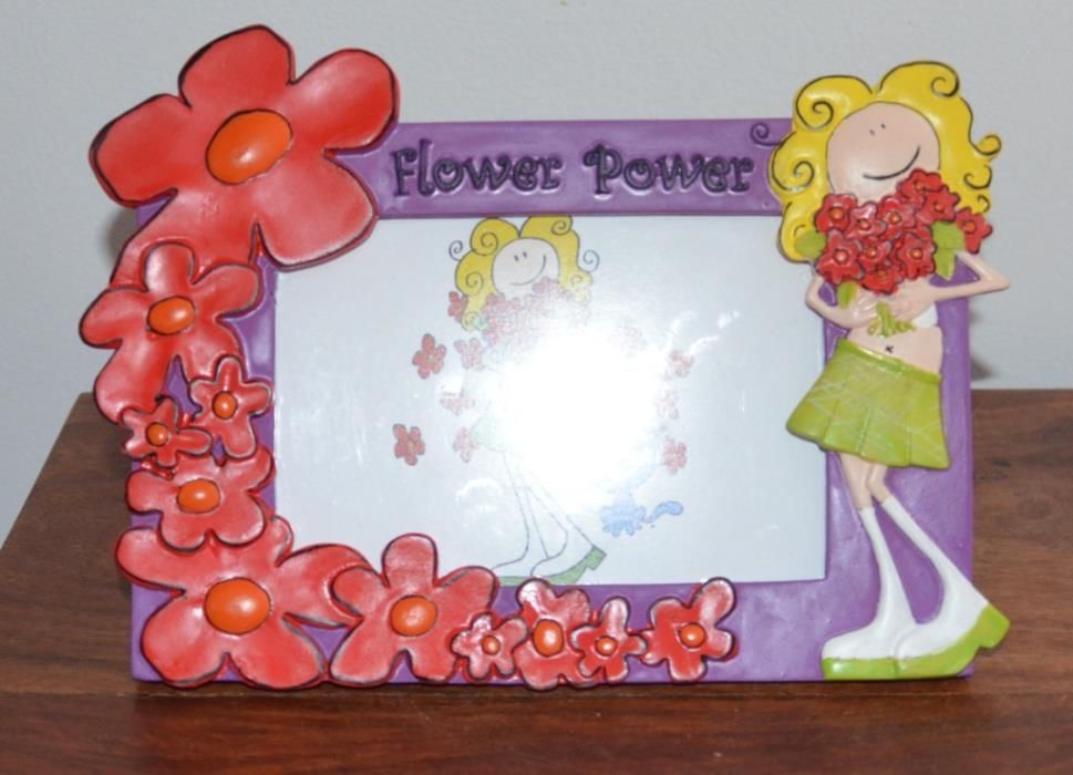 Moldura Menina – Flower Power – Fotos 10 x 15 cm – 2 modelos