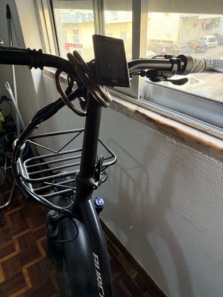 Vendo bicicleta eletrica pouco usada