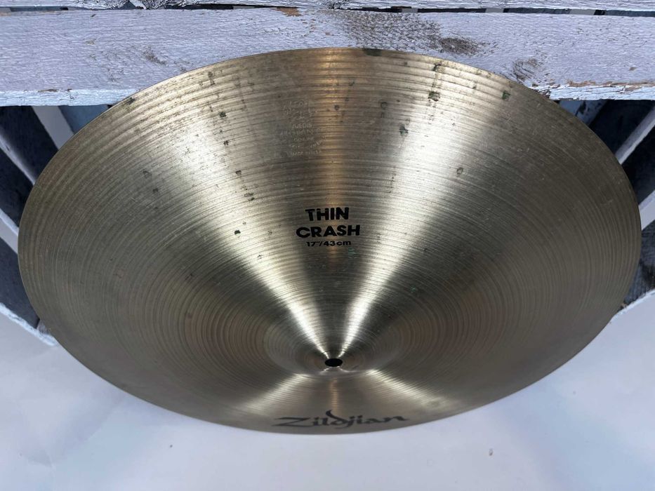 Zildjian Avedis Thin Crash 17” -  Talerz do perkusji 90s 1134g USA