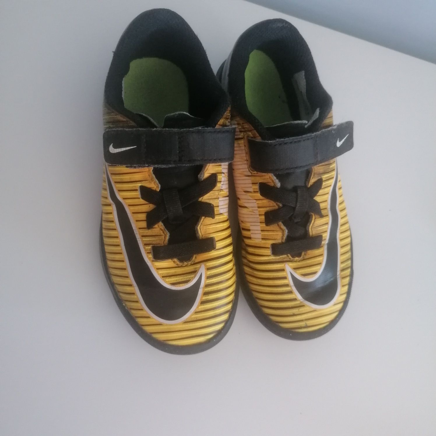 Turfy Nike Mercurial r. 28