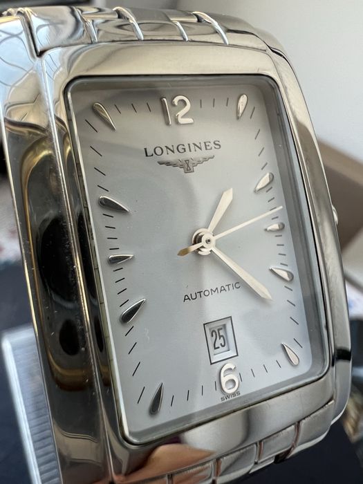 Швейцарские часы LONGINES