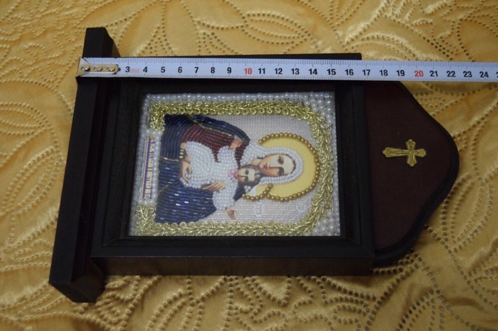 Современная икона божьей матери с младенцем ручная работа бисером