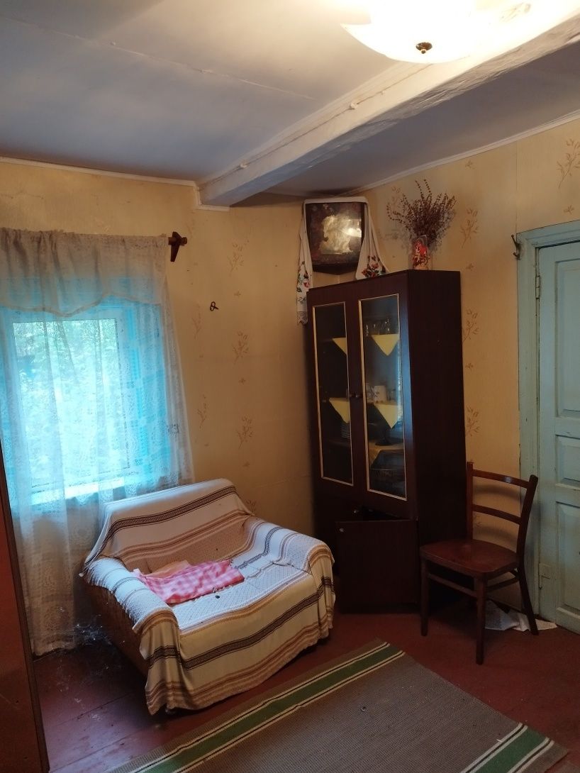 Продам хату с. Здвижка Житомирска обл.