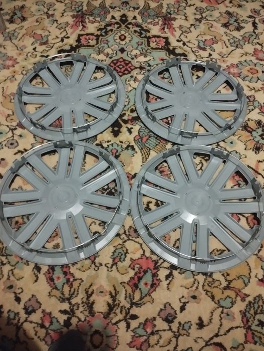 4 диска R14   5х100 в сборе 185х60. + колпаки