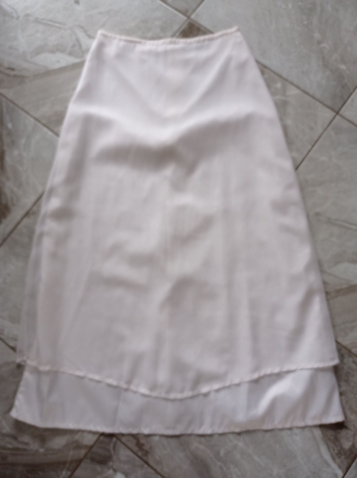 Biała zwiewna spódnica 40