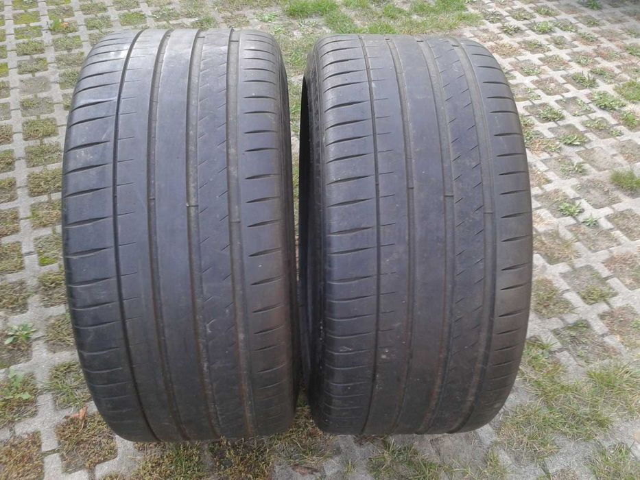 325/35R22 Michelin 2 x 5,5mm 2021r