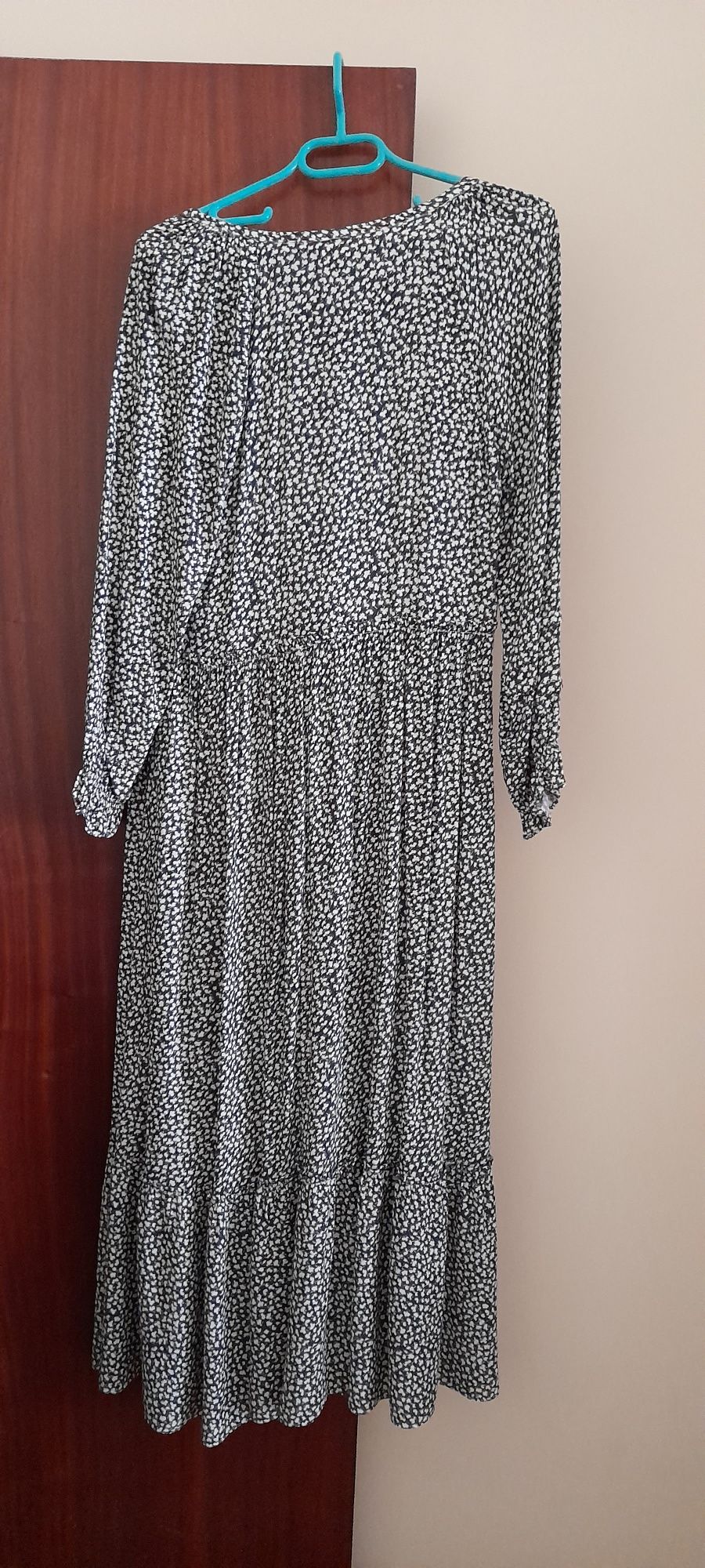 Vestido comprido slowlove preto e branco