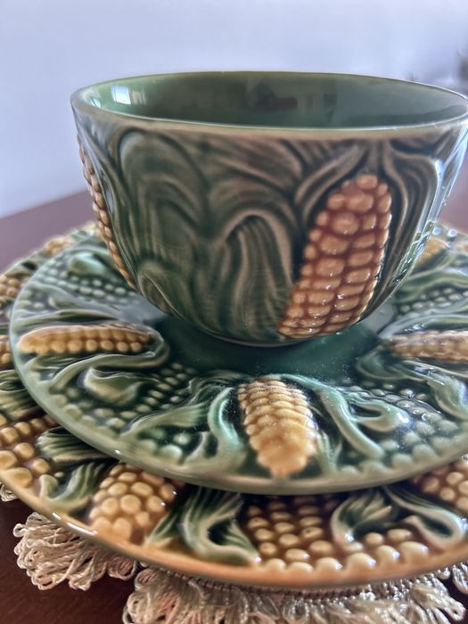 De 50,00 vendo por 40,00 Vendo completo. Bordalo Pinheiro