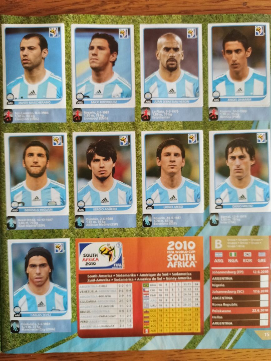 Caderneta Oficial Panini Mundial 2010 . incluí cromo Cristiano Ronaldo