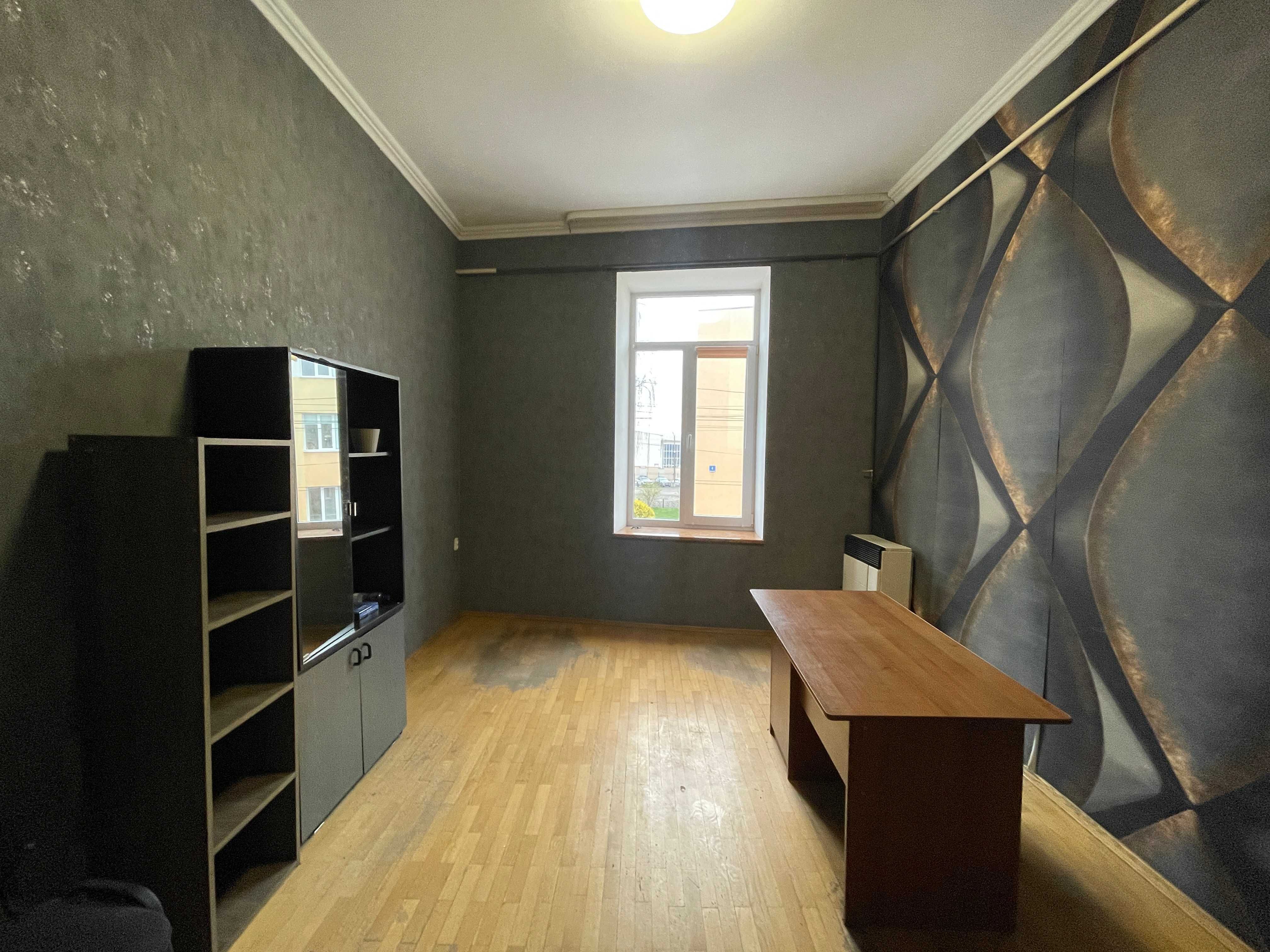 ОРЕНДА  офісу у центральній частині міста Луцька