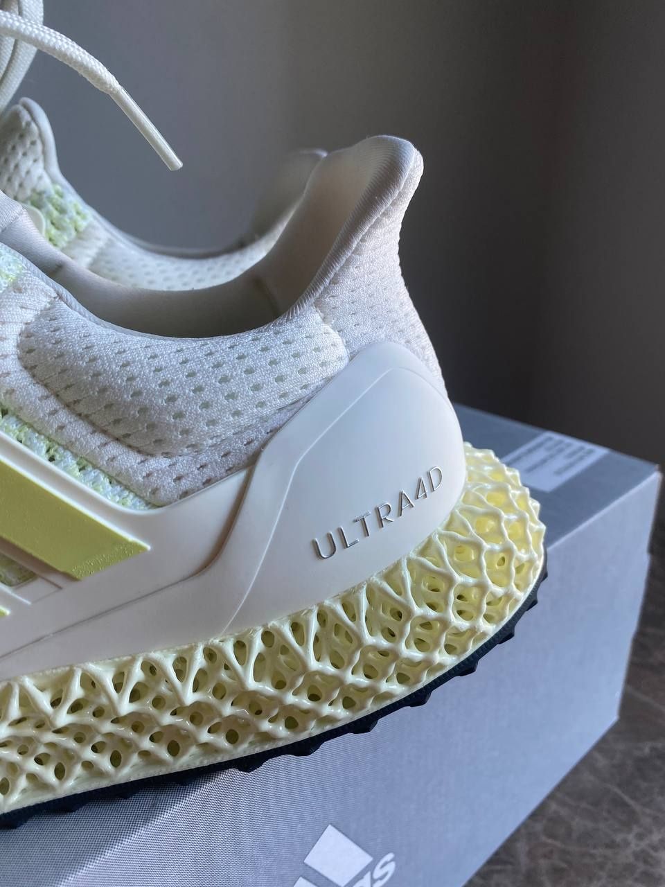 ОРИГІНАЛ Кросівки Adidas Ultra 4D