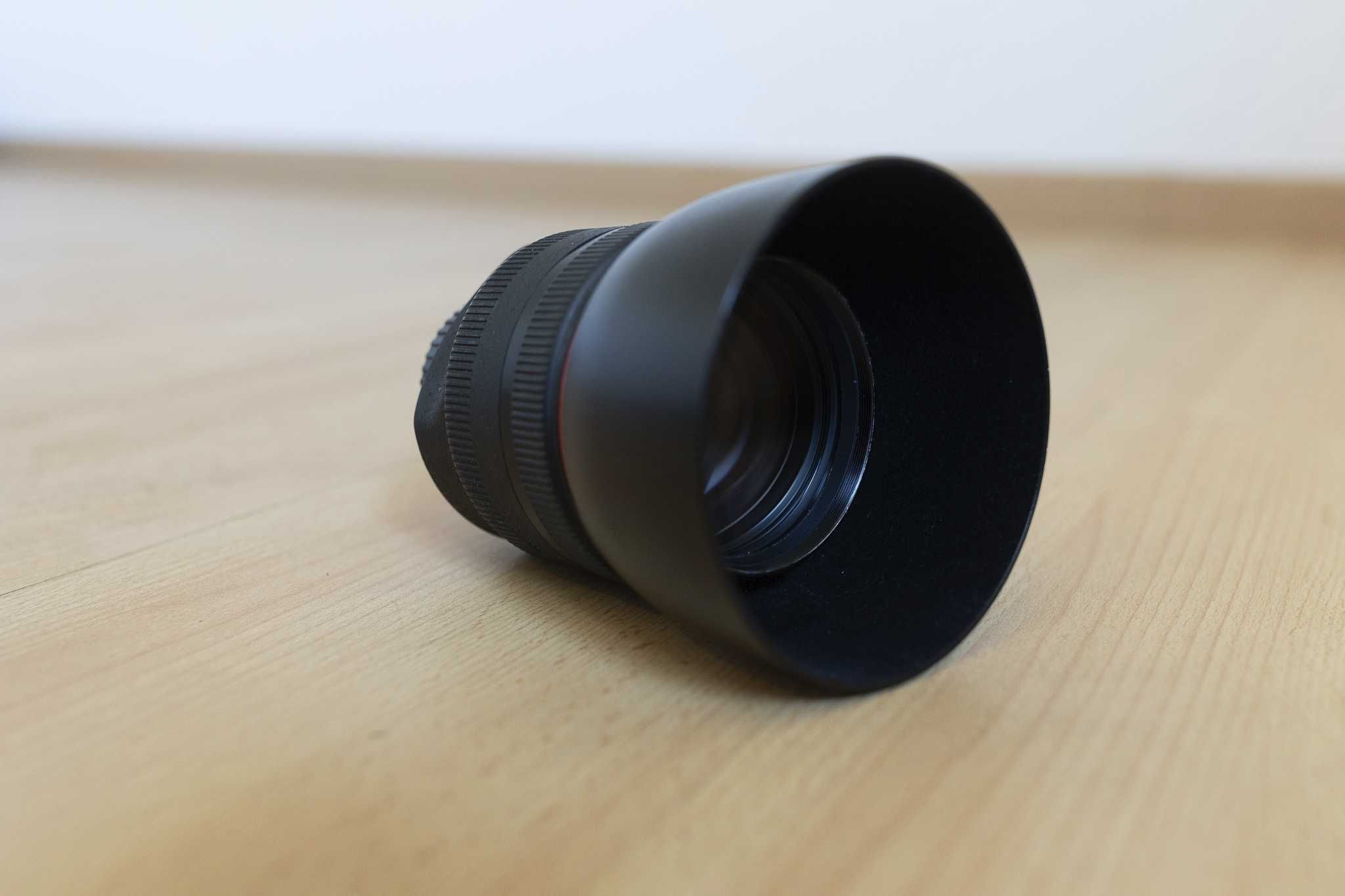 Canon EF 85mm f/1.2 L II USM