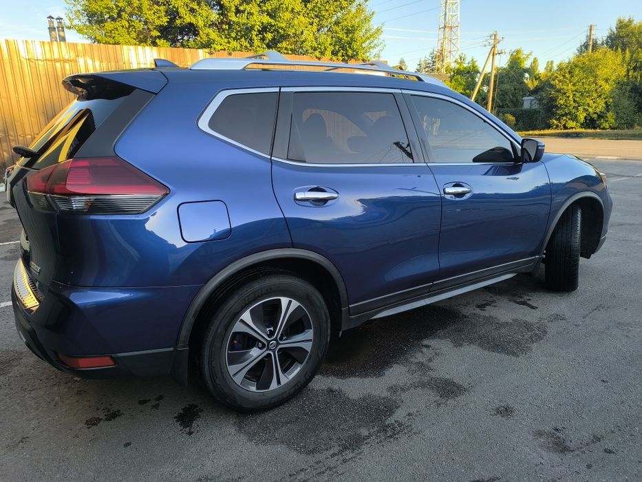 Продам Nissan Rogue