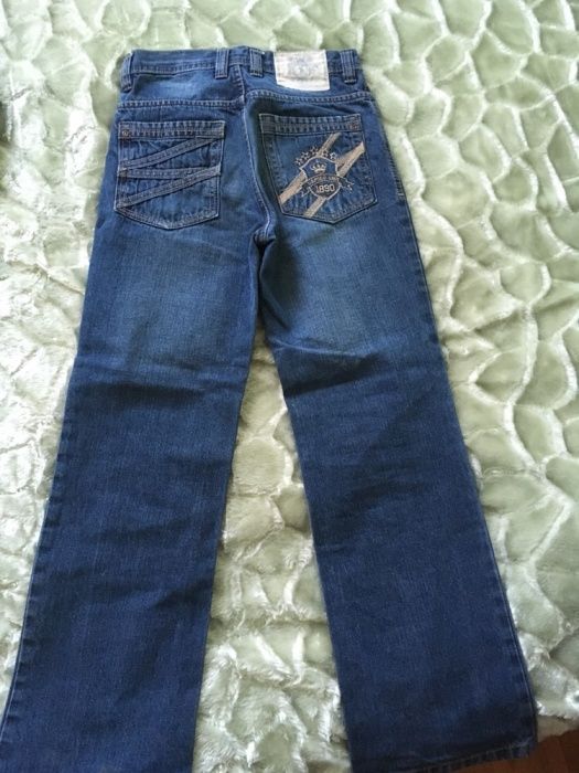 Фірмові джинси 10-12 років