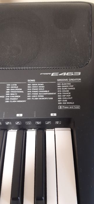 Синтезатор Yamaha psr-e463 комплект