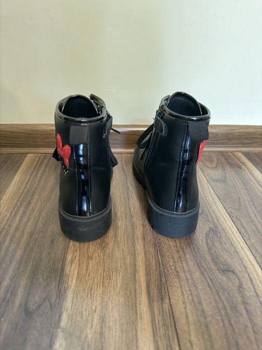 Buty Geox J CASEY