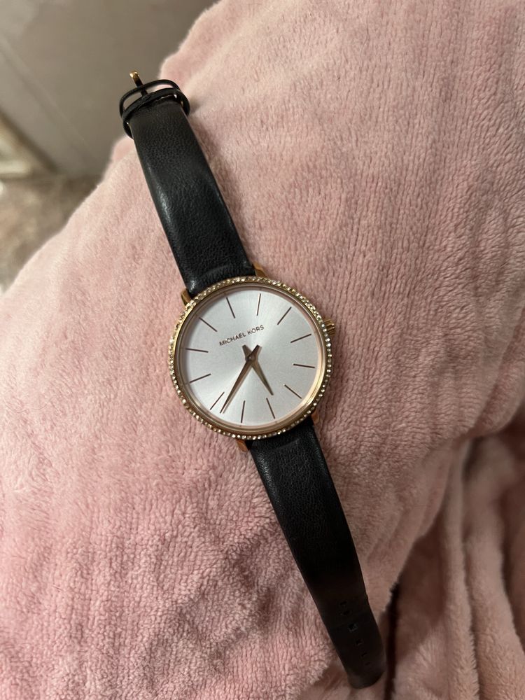 Relogio Michael Kors usado + pulseira Nomination dourada e prateada
