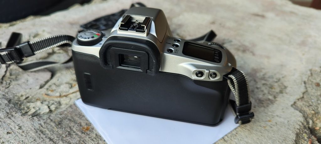 Canon EOS 500, lustrzanka jednoobiektywowa