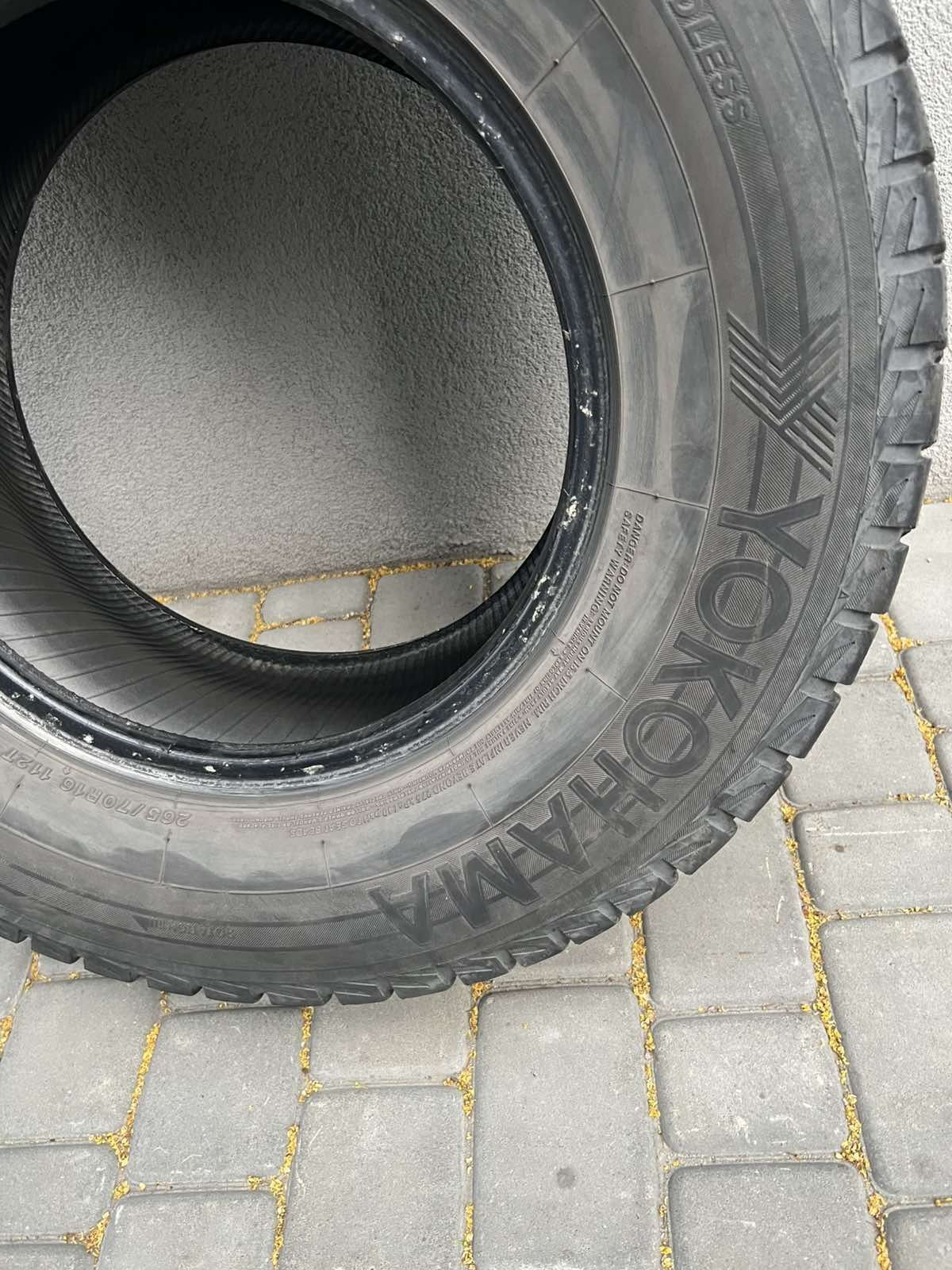 Yokohama 265/70/r16
