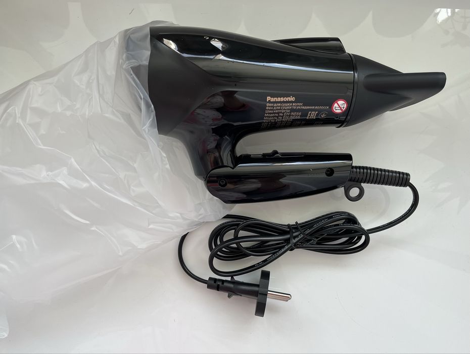 Фен Panasonic EH-NE66-K865