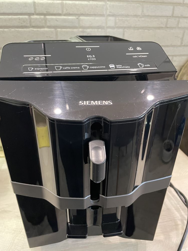 Кавомашина SIEMENS eq3 s100 автоматична кавоварка для зернової кави