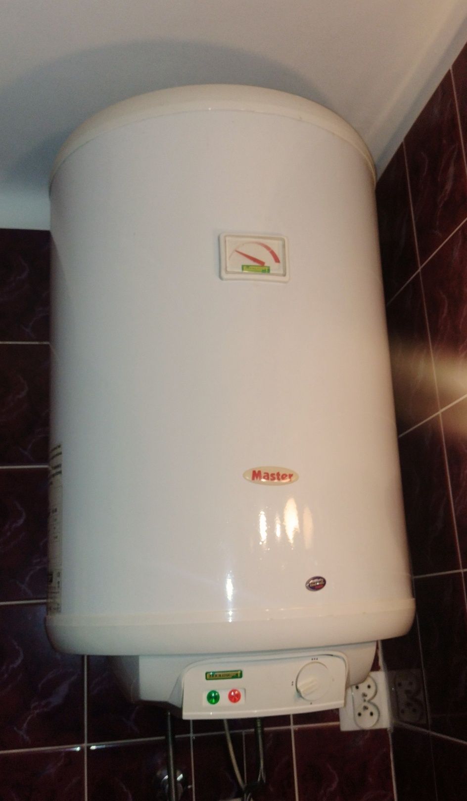 Bojler/elektryczny podgrzewacz 60l