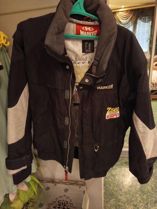 Куртки Модные разные  50 - 52 р.