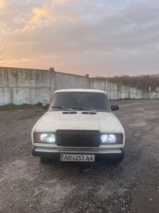 Продам ваз 2107.