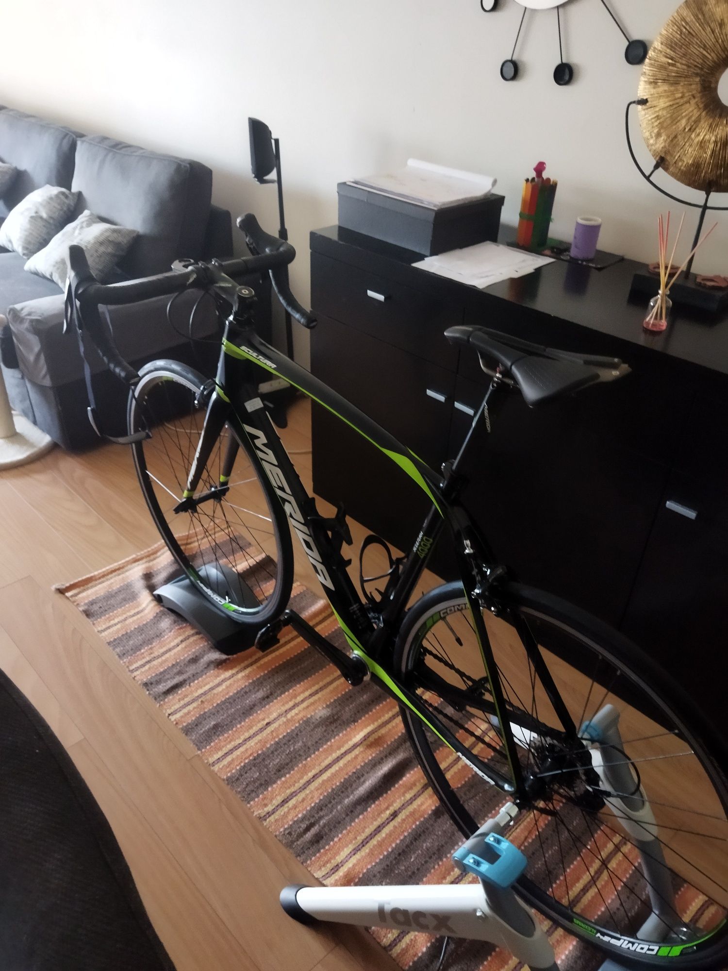 Bicicleta Merida scultura 4000 estrada  carbono+ rolo tacx smart