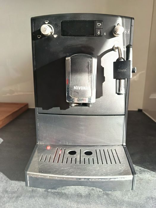 Express ciśnieniowy do kawy Nivona Cafe Romantica